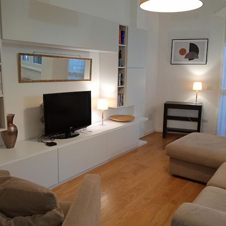 Sandonhouse Milano San Donato Milanese Esterno foto